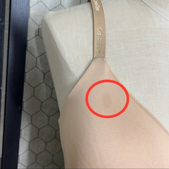 Calvin Klein Wireless Convertible Strap Bra - Picture 12 of 13